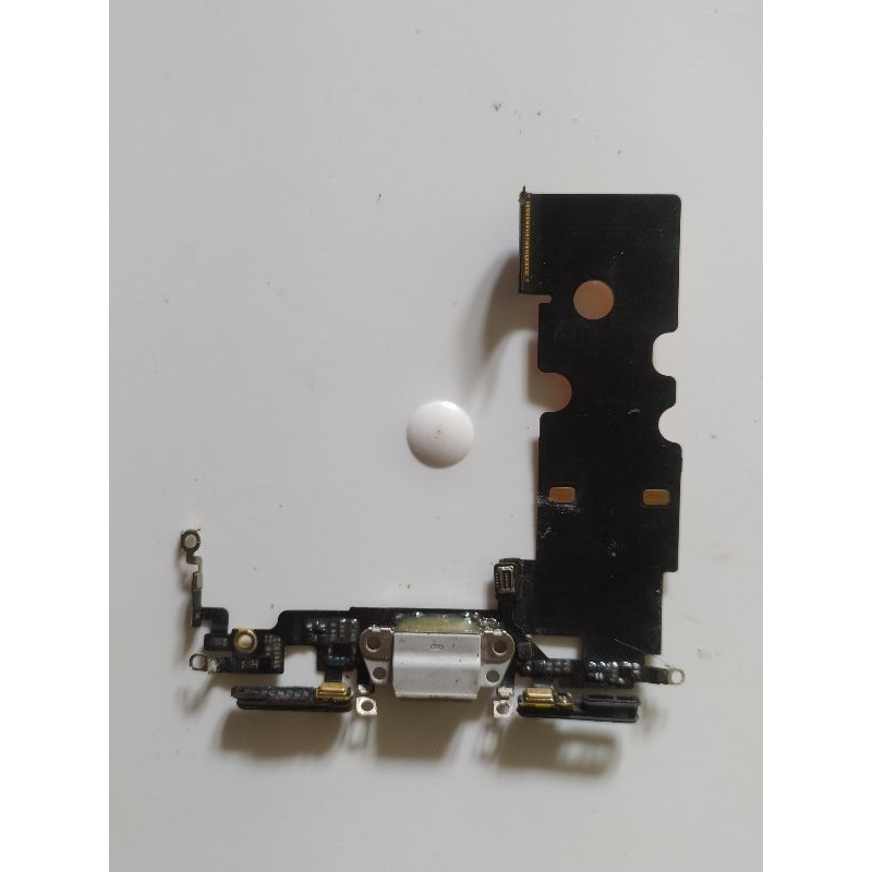 papan cas iphone 8 ori