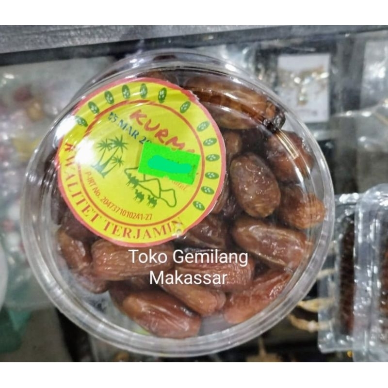 

Kurma Spesial Premium Toples Bulat