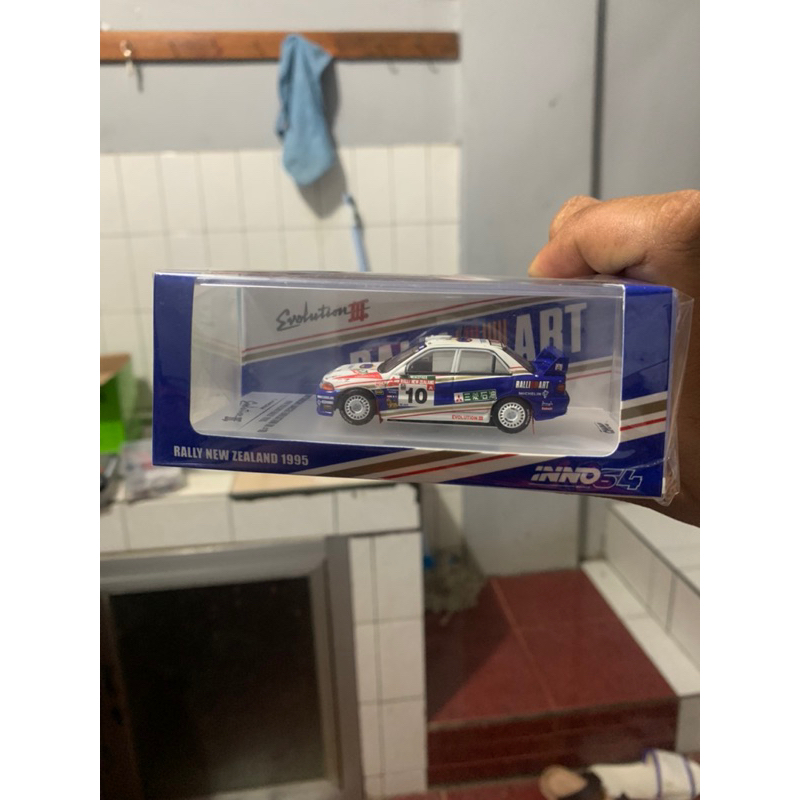 inno64 lancer Evo 3 new zealand edition diecast 1/64