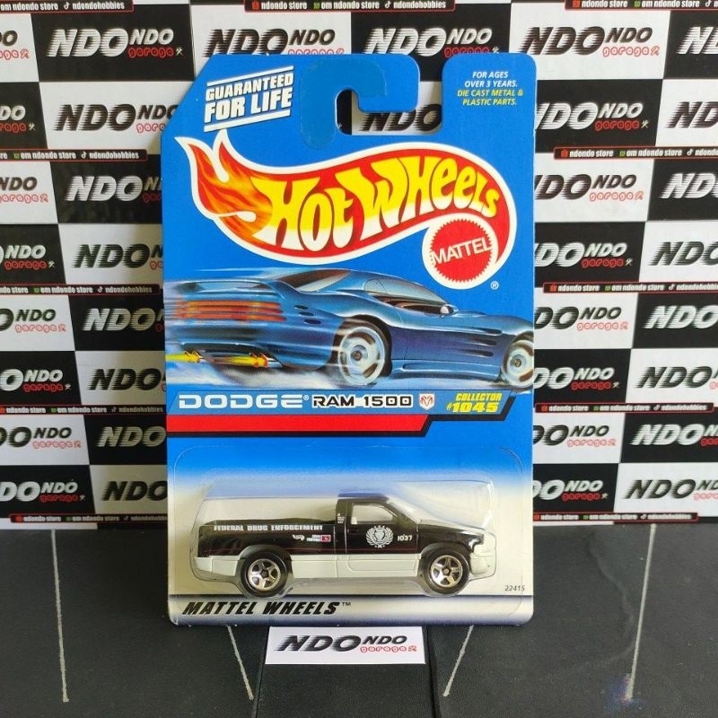 Hot Wheels Dodge RAM 1500 Black - 1999 Mainline