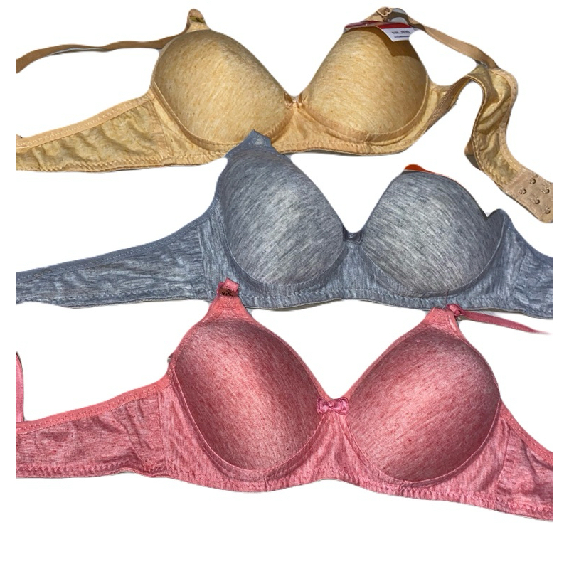 Bh wanita dengan ukuran 38