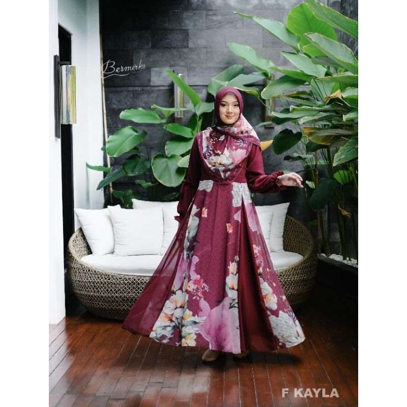 GAMIS BERMERKS F KAYLA CERUTY MOTIF SET HIJAB SEGIEMPAT SYARI