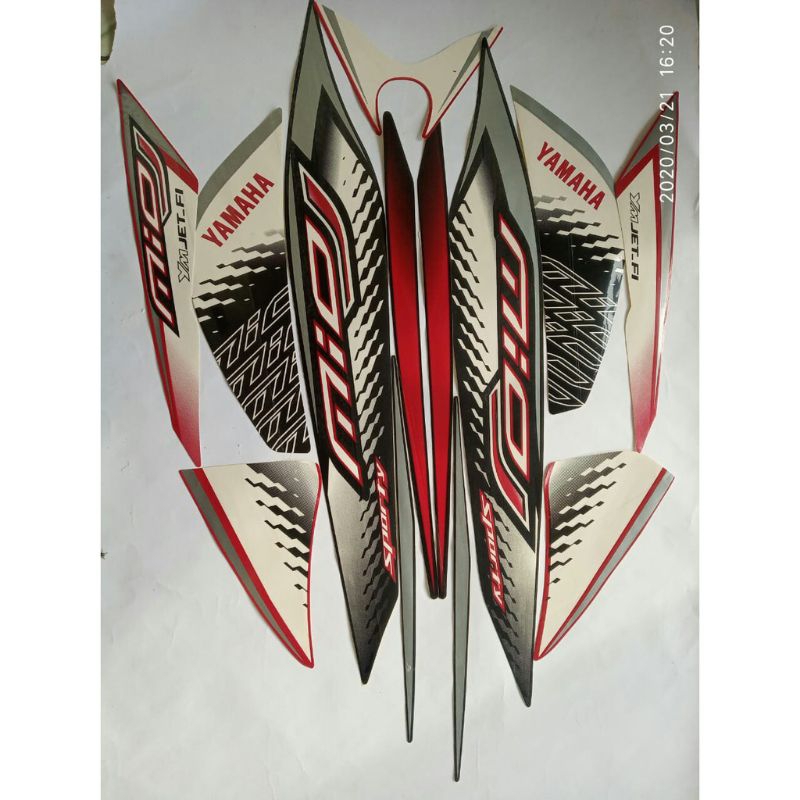 Striping Mio j merah putih