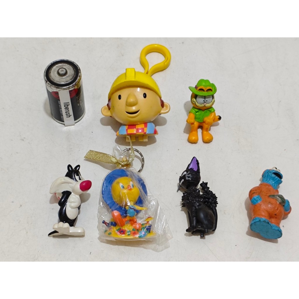 Set looney tunes sylvester tweety garfield sesame street cookie monster bob the builder figure
