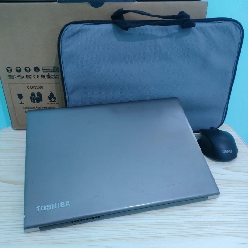 Laptop Toshiba Core i5 Ram 4 Ssd 128 Slim Mulus Normal Bergaransi
