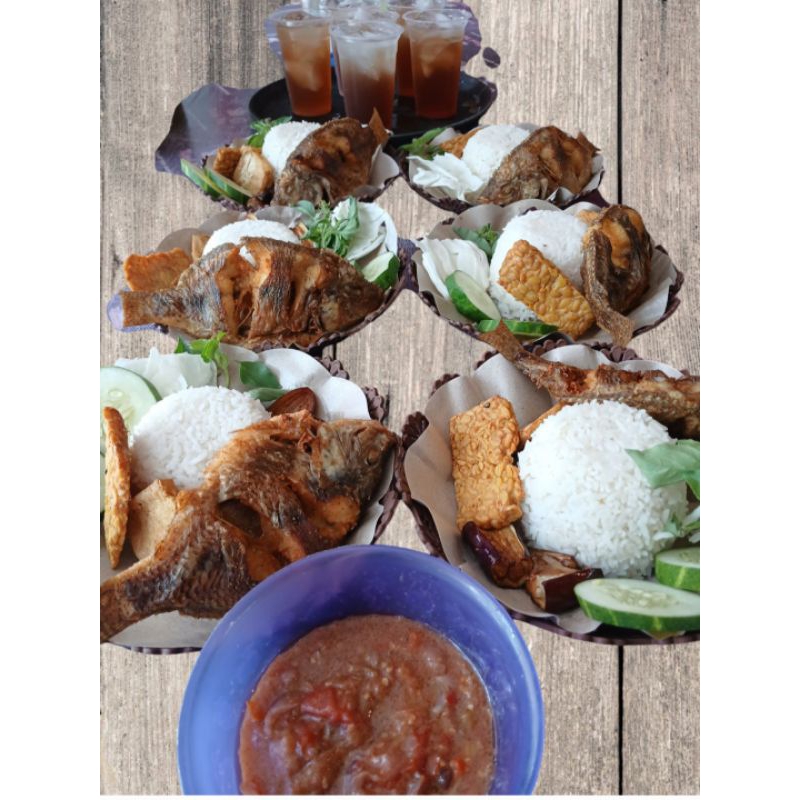 lalapan nila serundeng