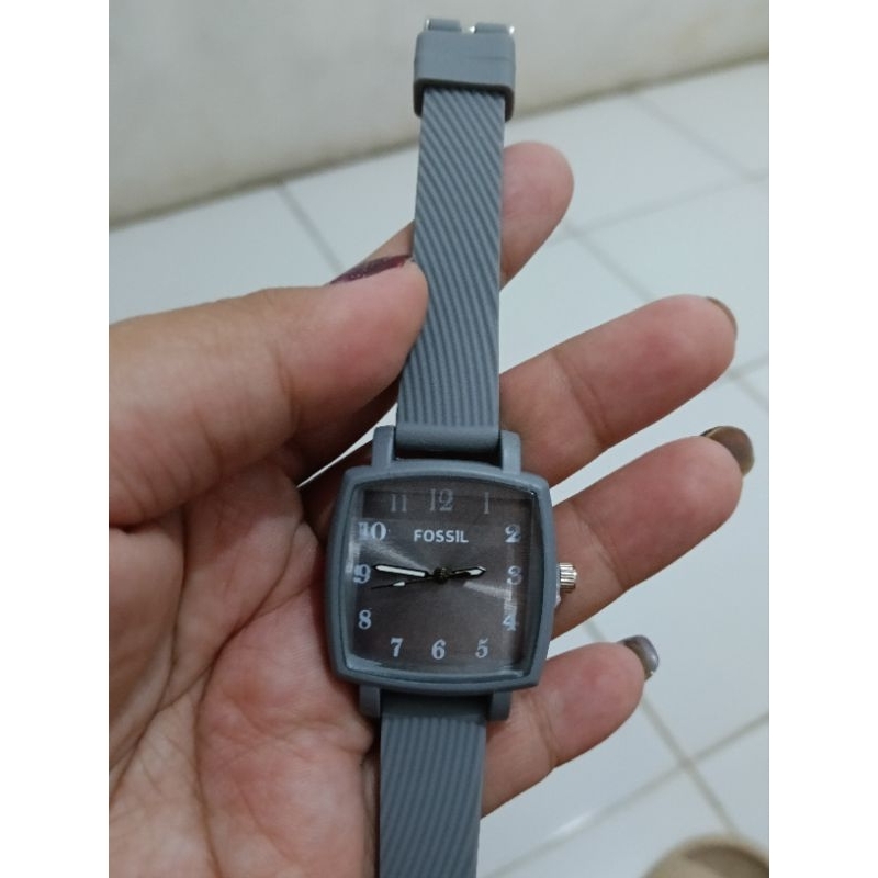 jam tangan cewek karet