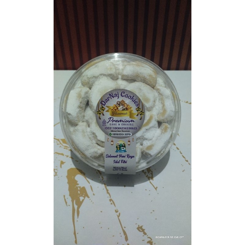 

Kue Salju |Kue kering |kue lebran | hampers cantik