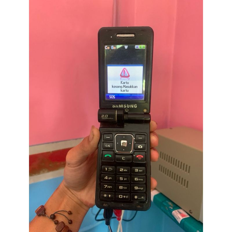 Samsung w579 lipat antik