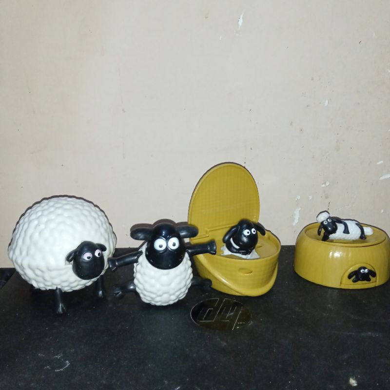 chaki meal kfc toys shaun the sheep 2018 set