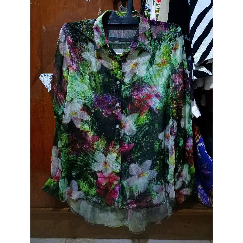 preloved blus sifon motif bunga warna hijau