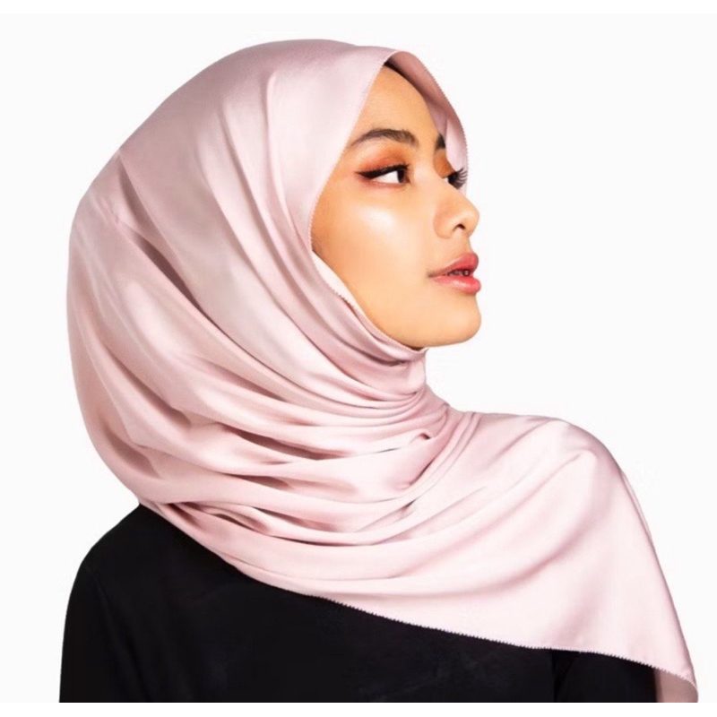 lafiye premium silk scarf in light rose quartz pink satin pashmina preloved