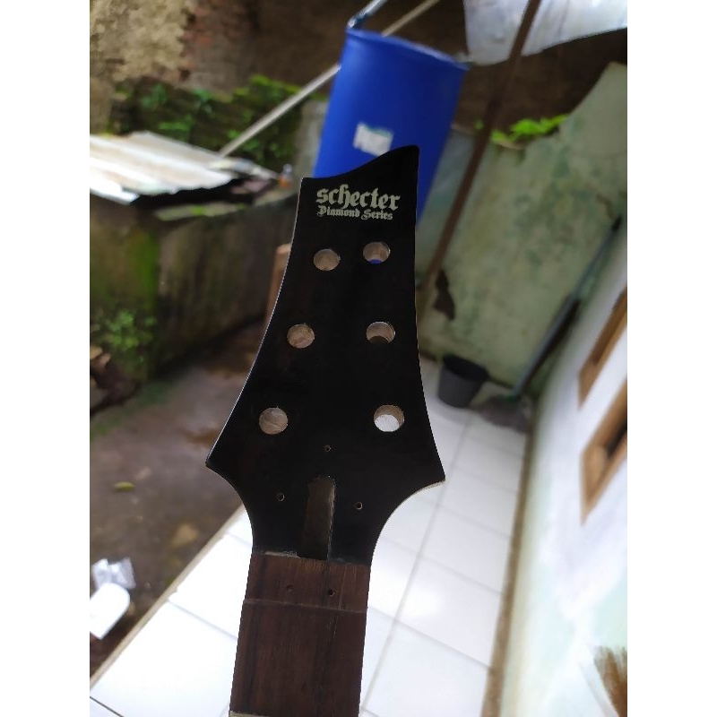 neck schecter diamond series