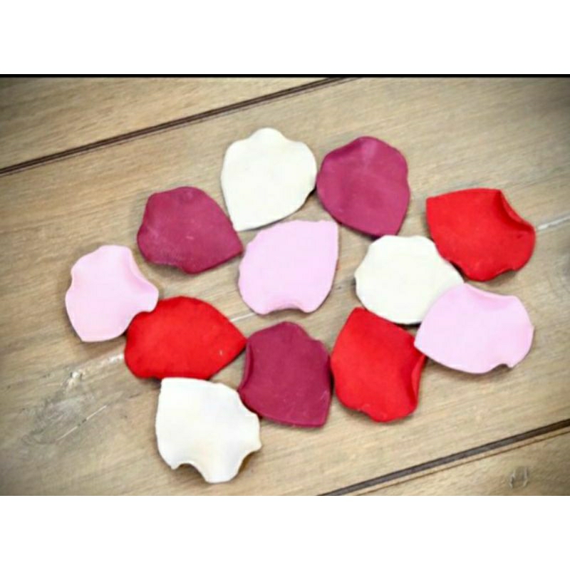 

Gumpaste Flower for cake decoration Rose petal ( kelopak mawar Protol )RPTL