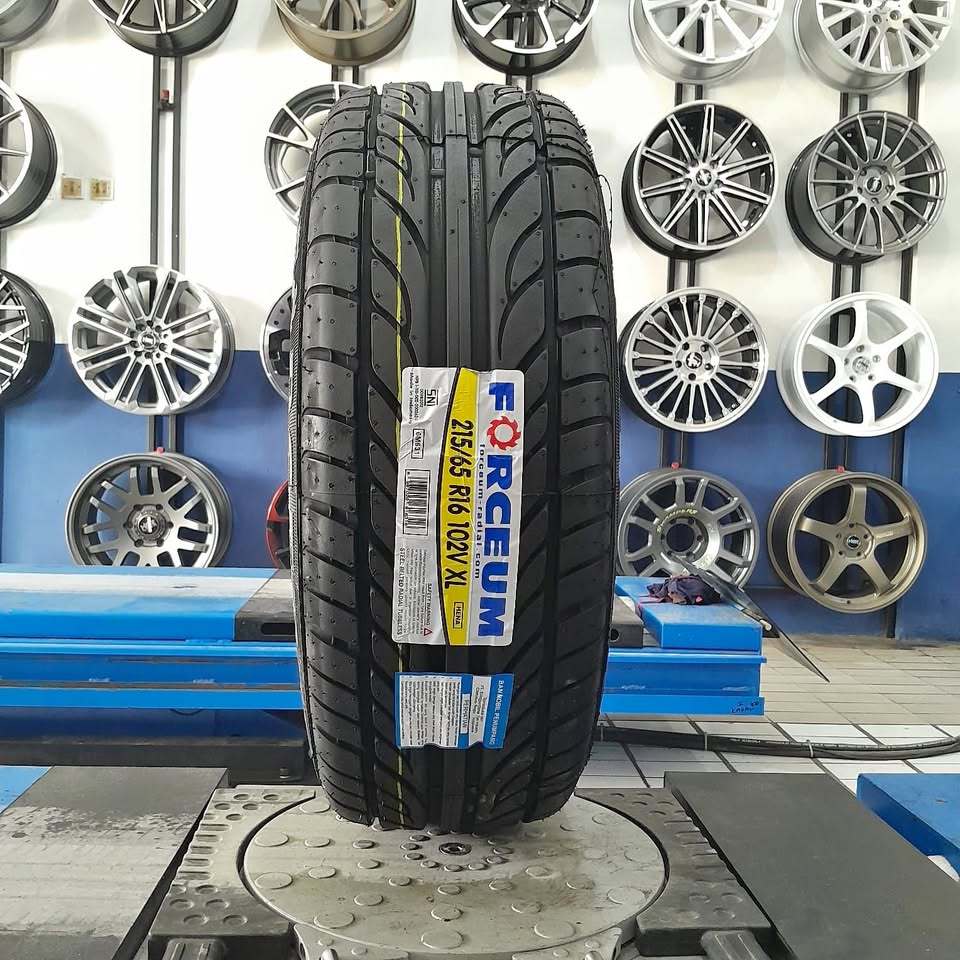 Ban Mobil Tubeles Ring 16 Ukuran Standar 215/65 R16 - R16 215 65 Forceum Hena - Toko Ban Mobil Murah