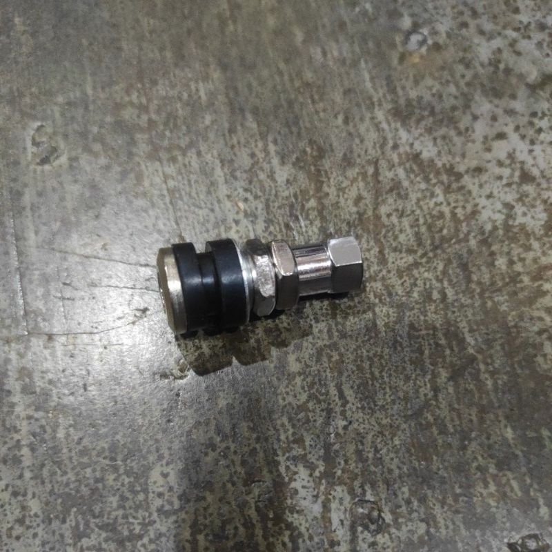 pentil tubeless ban motor