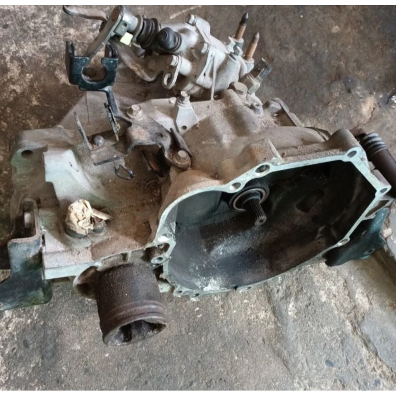 Transmisi Mitsubishi Lancer CK4