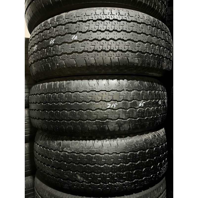 ban mobil 215/65 ring 16