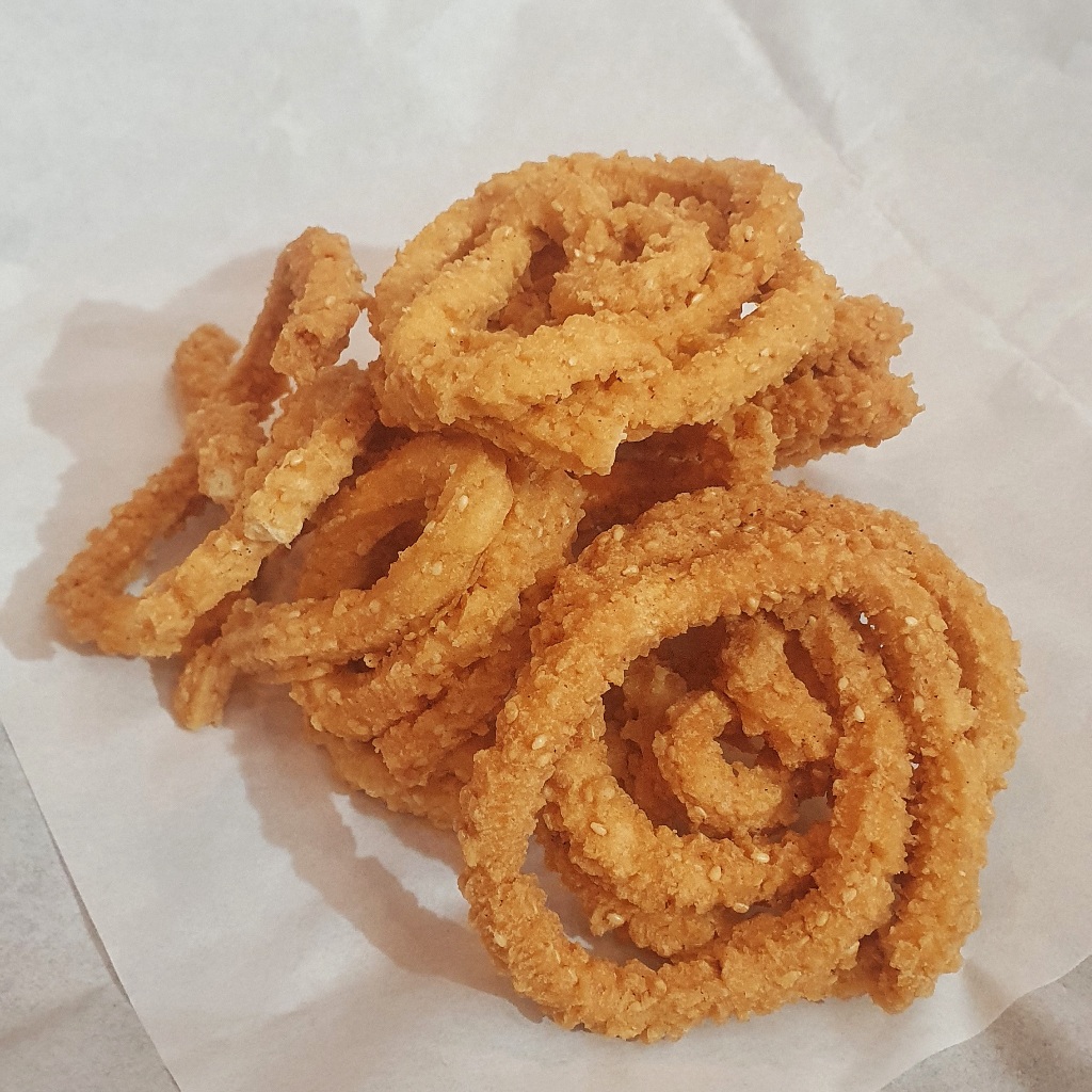 

Kue Akar Kelapa Premium Kiloan