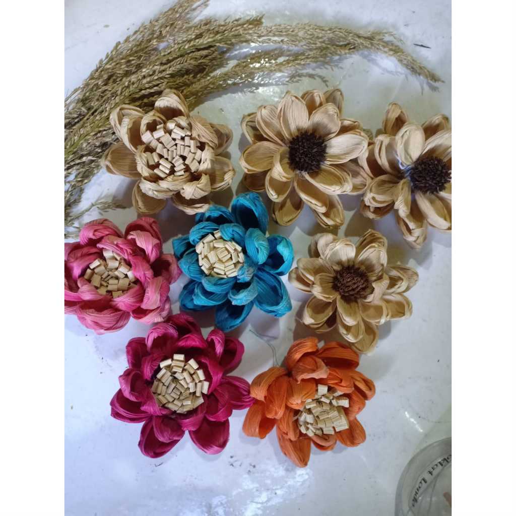 Bunga klobot teratai susun 3