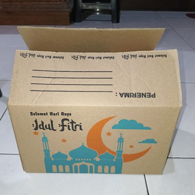 

Kardus Parcel MN LebaRUN/Lebaran UK.31x21x19 cm