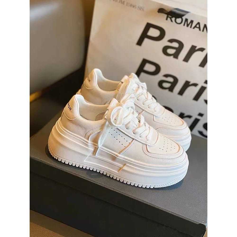 STOK TERBATAS Sepatu Sneakers Putih Polos Wanita Sepatu Sekolah Cewek HItam Polos Korean