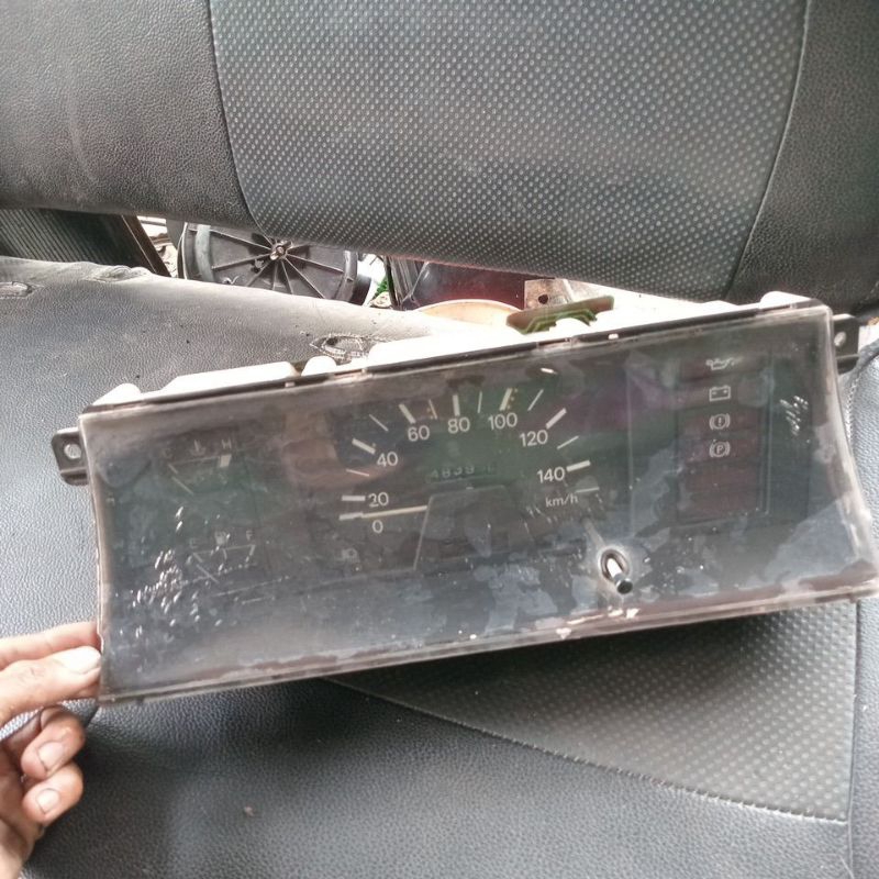 speedo meter charade G10