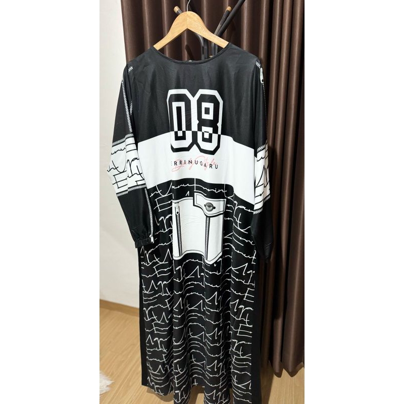 Preloved Errin Ugaru