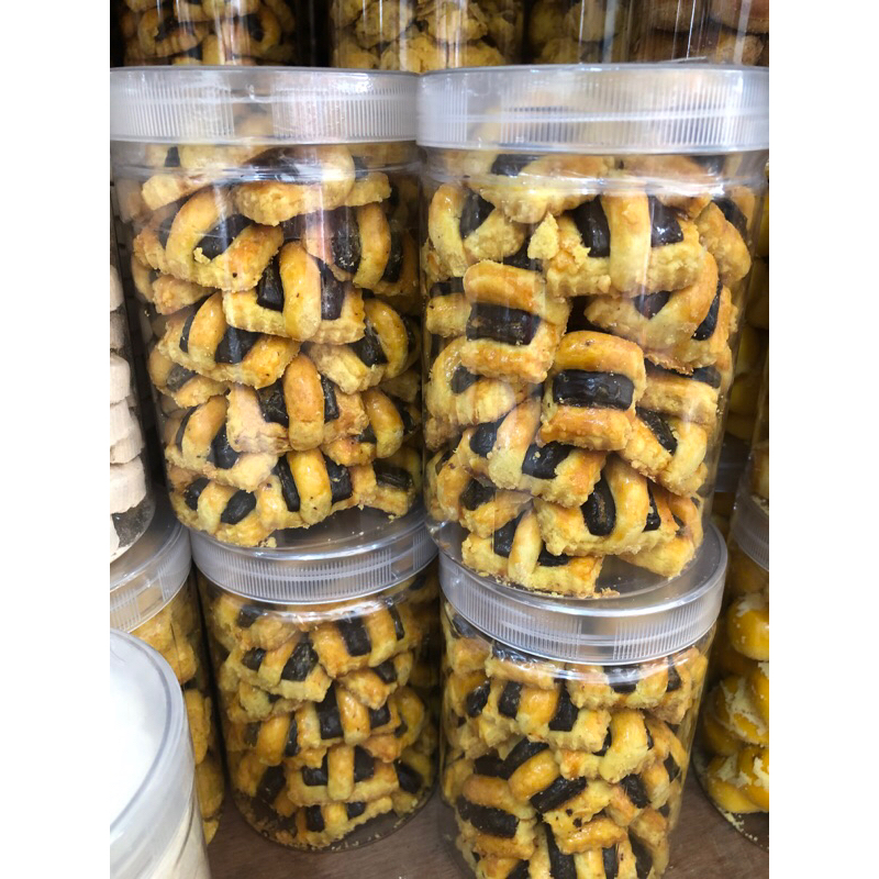 

Kue kering stik coklat 400g / snack lebaran