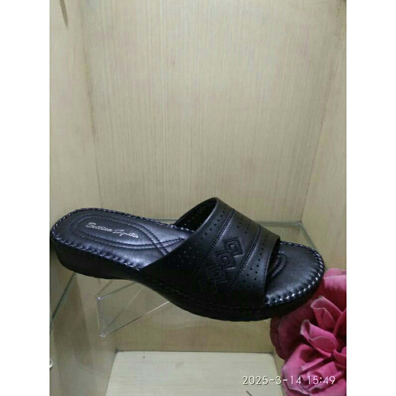 Sandal Wanita Betina C401- BS1950 Hitam
