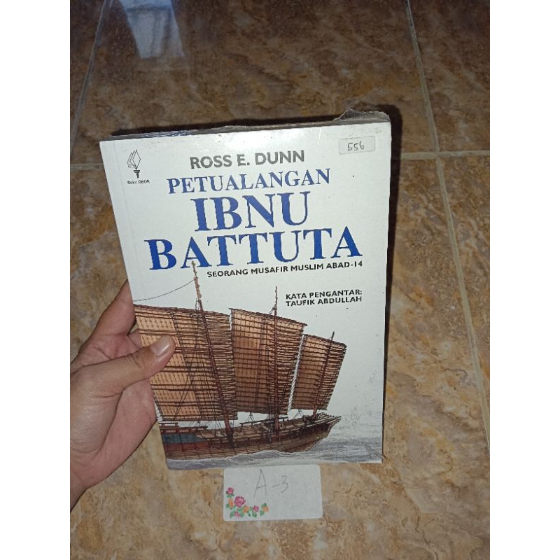 Buku Petualangan Ibnu Battuta seorang musafir muslim abad 14