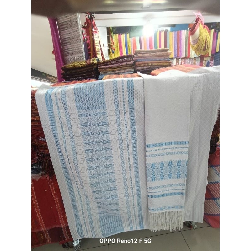 SONGKET TUMTUMAN TTS WARNA PUTIH TUMPAL PUTIH MOTIF PIALA.