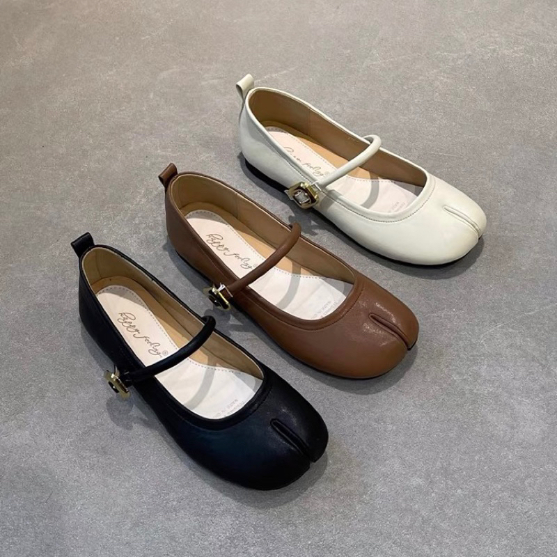 Tabi-T Sepatu Flatshoes Wanita