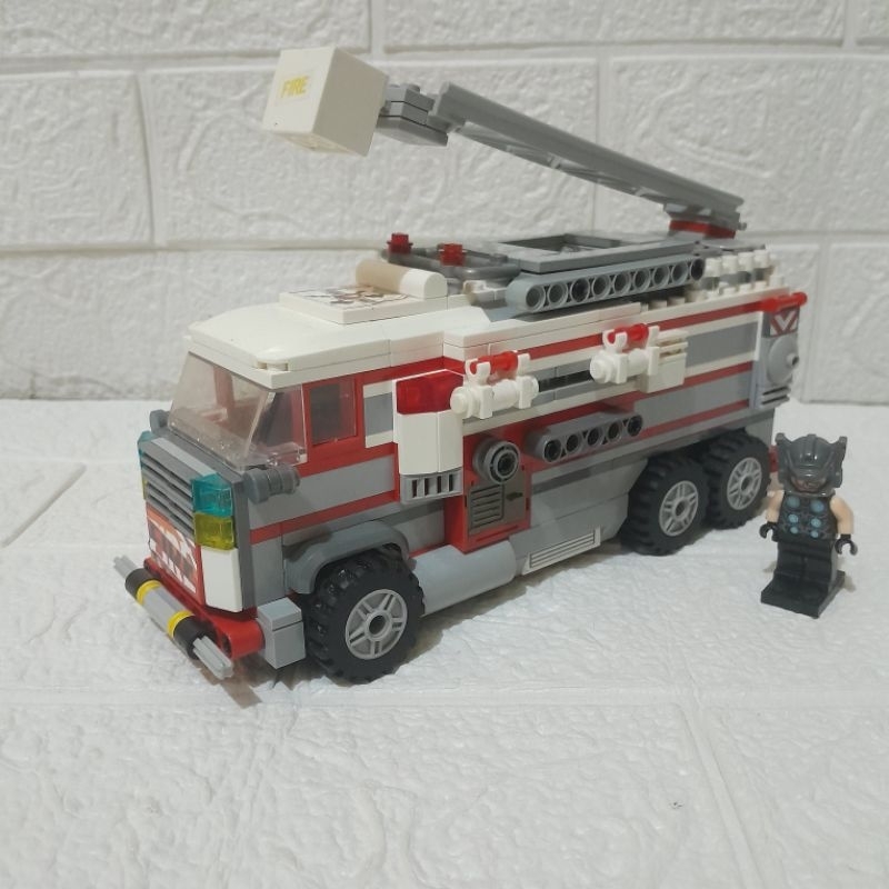 lego kw mobil pemadam kebakaran besar/lego kendaraan besar/lego bekas