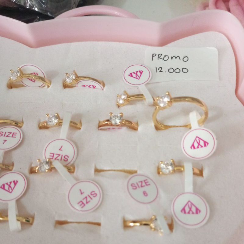 perhiasan cincin imitasi lapis emas 24K