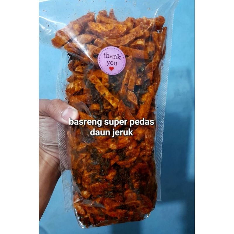 

basreng_super_pedas,keripik,snack,makanan_ringan,enak