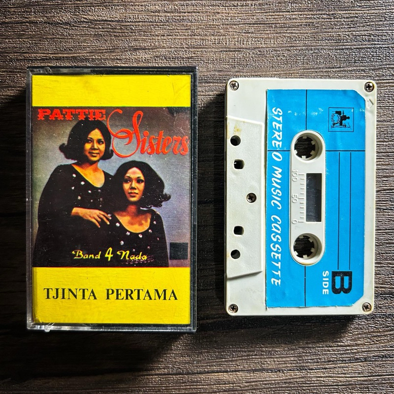 Kaset Pattie Sisters/Pattie Bersaudara - Tjinta Pertama - A Go Go - Menanti Surat Balasan