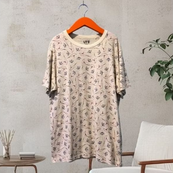 Tshirt Kaos Uniqlo original second