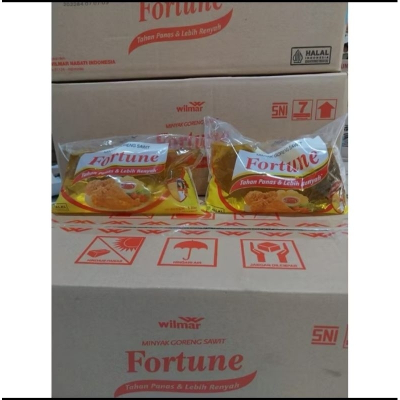

Minyak goreng Fortune bantal 1 kardus isi 12pcs