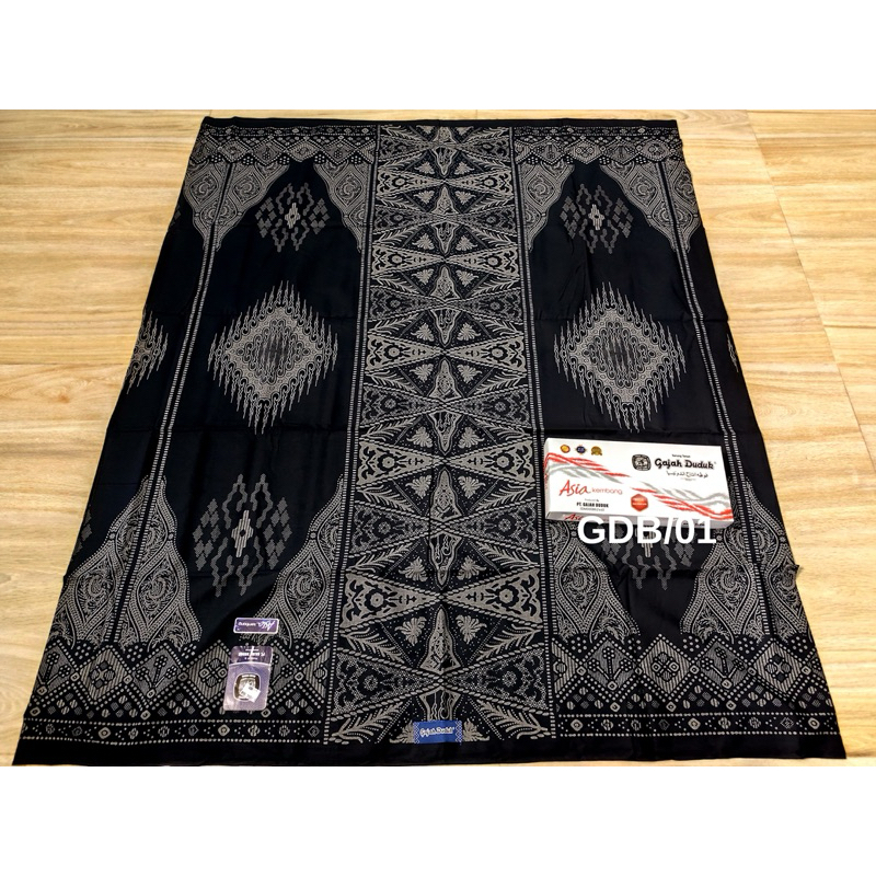 SARUNG GAJAH DUDUK ASIA KEMBANG HITAM