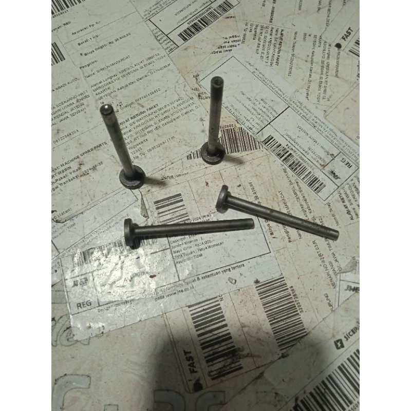 as stut kopling RX king bagian kanan