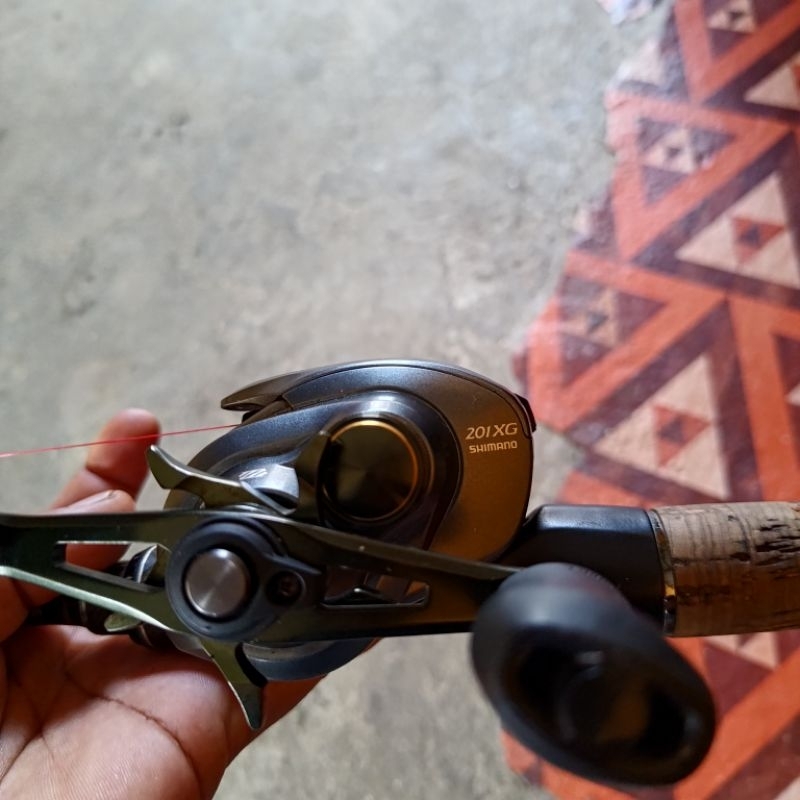 reel Shimano dc 201