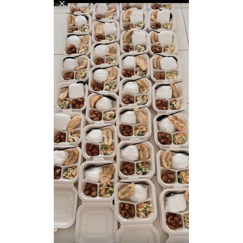 Meal Box Plastik Sekat 3 (Merak MB 1B) warna Cream / Kotak makan sekat 3 / Box makan sekat 3