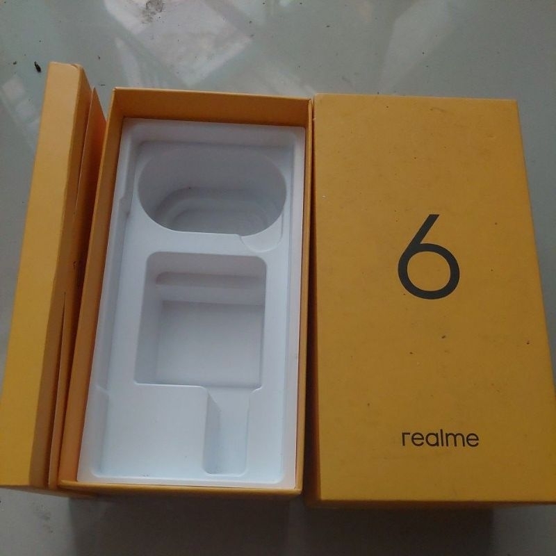 DUS HP DUSBOOK HP REALME 6 4/128