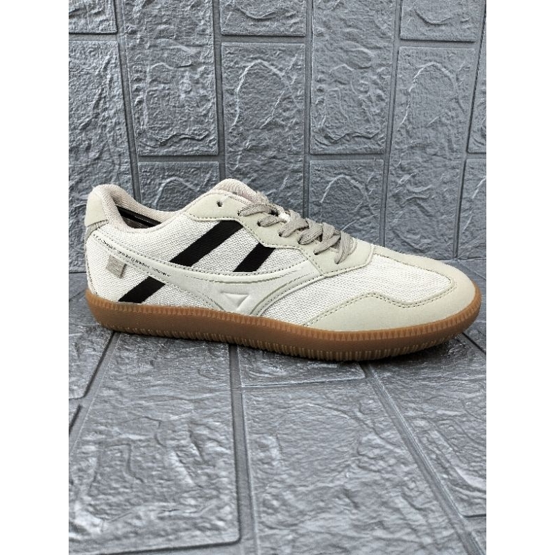 ARDILES ESCENT SEPATU SNIKERS
