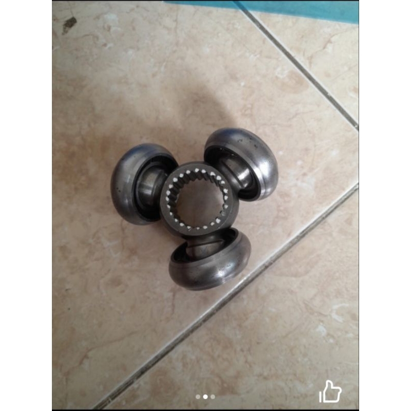 bearing/tripod bagian dalam CV joint/as roda Mazda 8 original