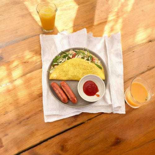 

Natural Uluwatu Omlete /Delivery by Gojek Only