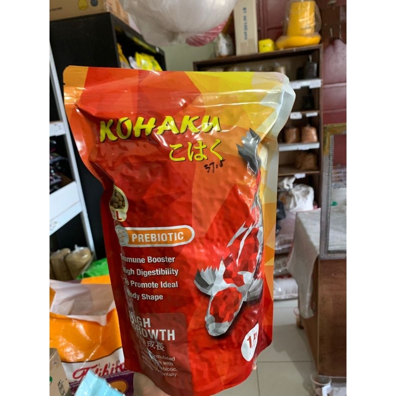 KOHAKU pakan ikan koi