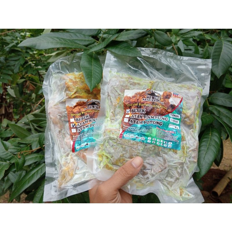 

Bebek Ungkep/1ekor(Lalapan)kepalaleheratiampela/freesambalpencit/khasmadura