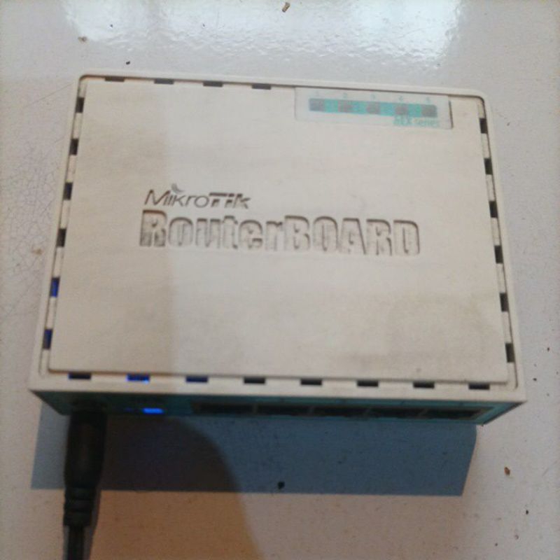 router wifi mikrotik GR3